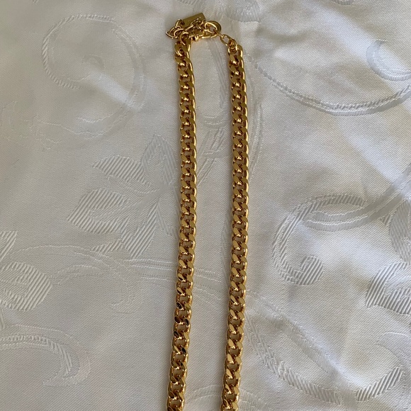 Moschino Chain Heart Necklace - Picture 8 of 13